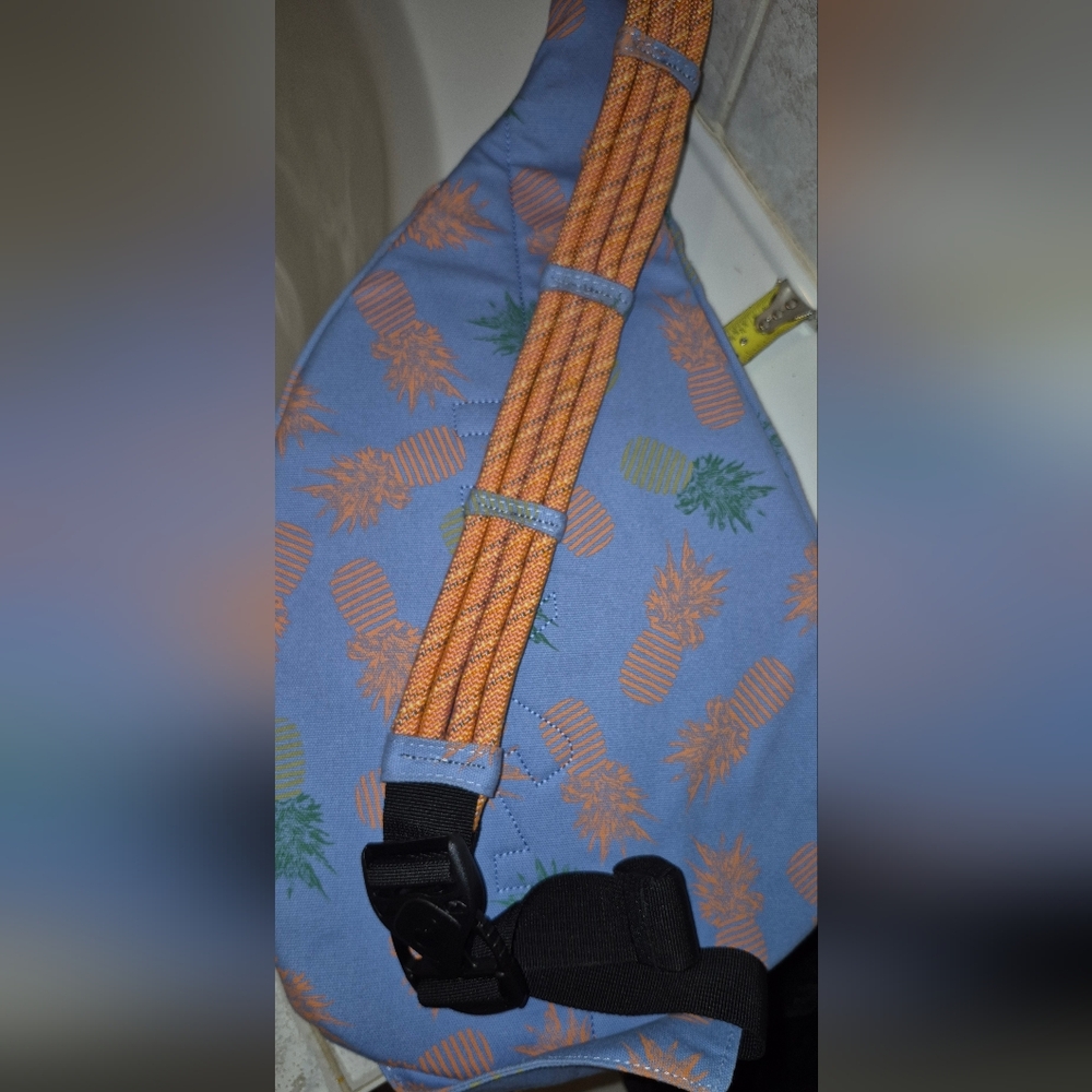 KAVU Rope Bag with Blue and Orange Pattern - Picture 4 of 7